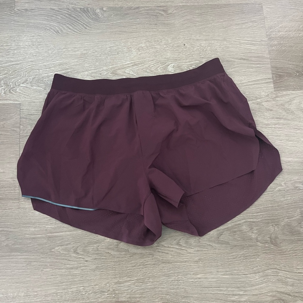 Lululemon Fast and Free shorts 3” Maroon
